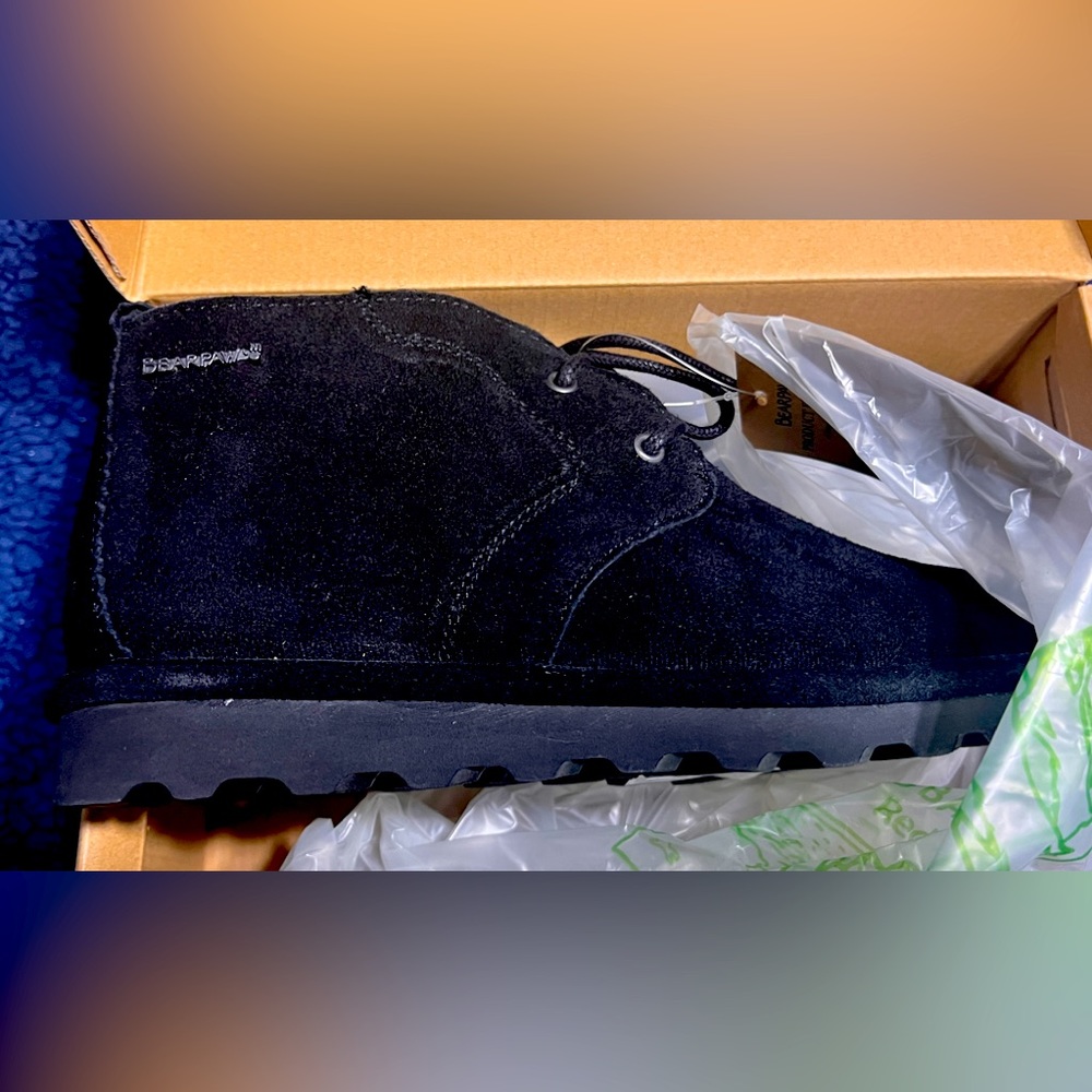 BEARPAW Boots SZ 10